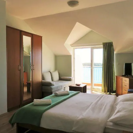Lovely Sea View Studio Appartamento *